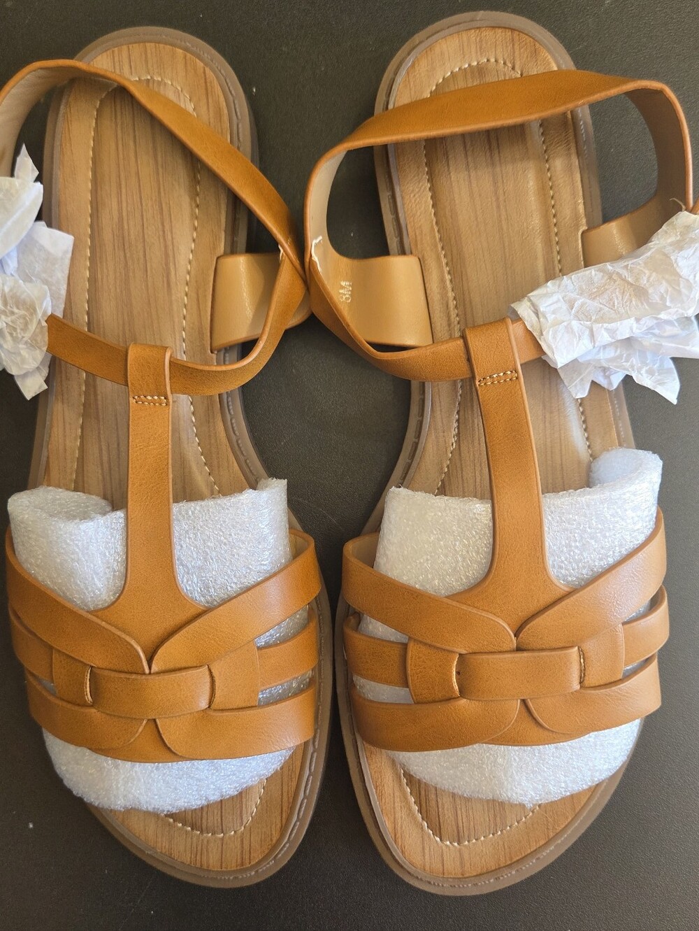 Women's New  Light Brown Flat Sandals With Ankle Strap Size 8M - Picture 2 of 5